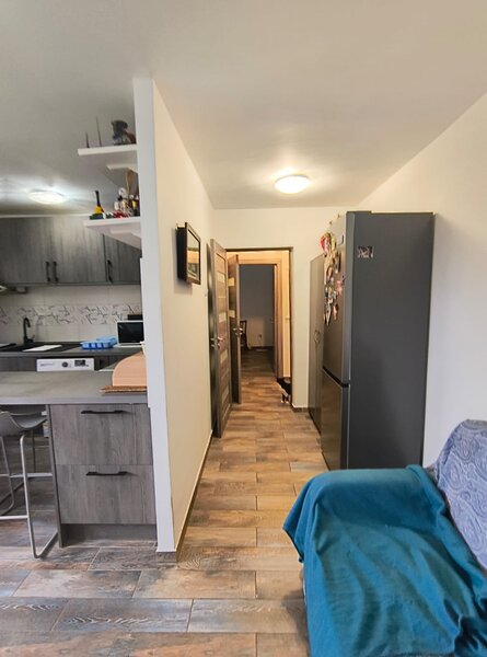 1 Decembrie 1918, Titan, apartament 4 camere 70 mp.